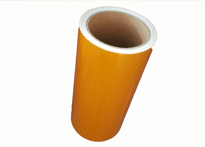 Hoge de Materialenveiligheid van Zicht Witte Gele Rode Weerspiegelende Verkeersteken voor Aanhangwagens 10 Jaar Leven