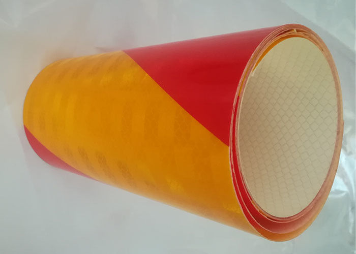 Openlucht Flexibele Prismatische Rode Gele Weerspiegelende Band Zelfklevend voor Auto's of Verkeerstekens