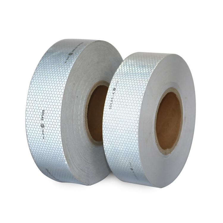Microglaskralen-reflecterende technologie Naai-op-type SOLAS-reflecterende tape