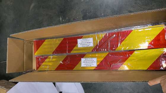 Fabrikant Reflecterende Stickers Achtermarkering Plaat Sticker Op Maat Geknipte Voertuig Reflecterende Chevrons Streep